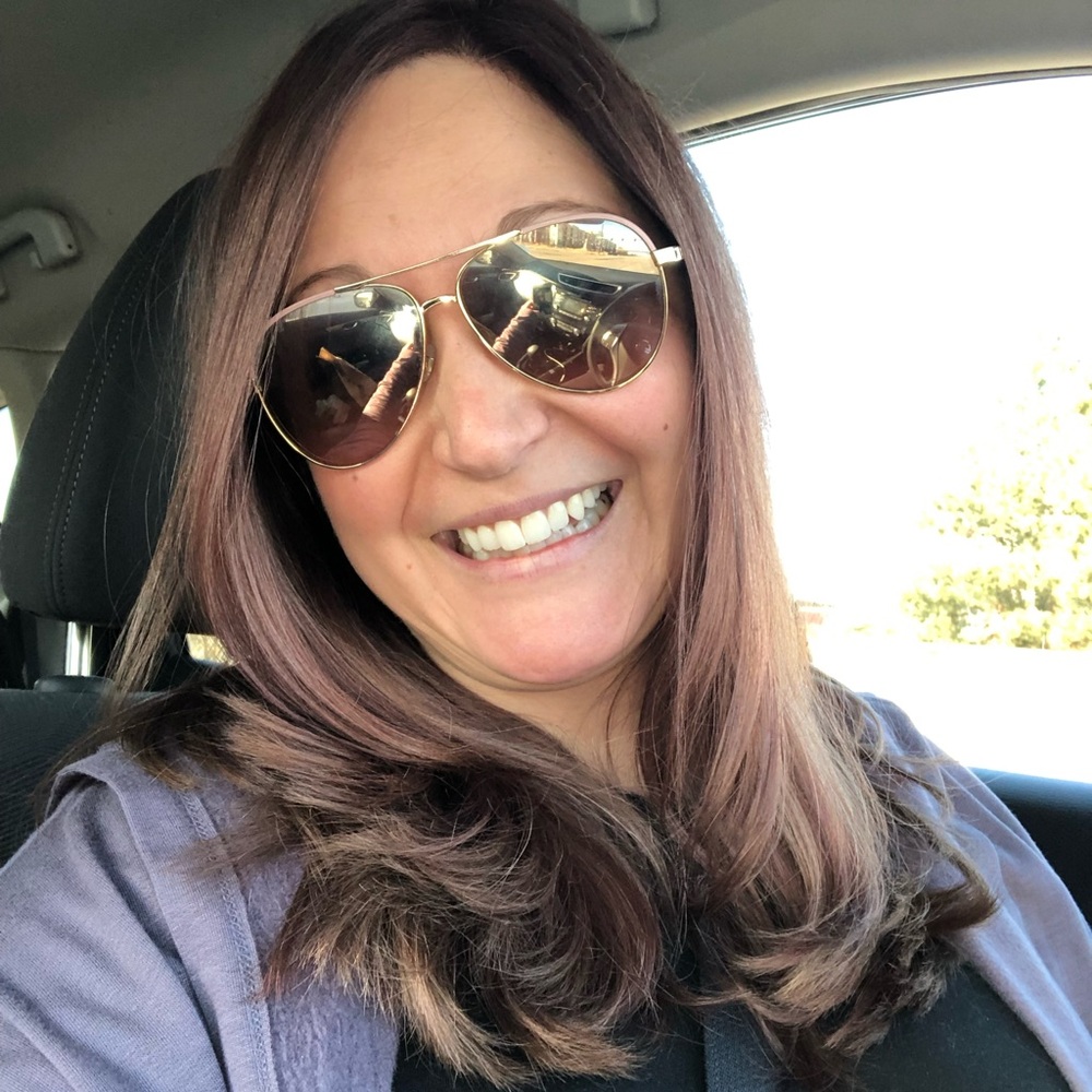 Meet your Posher, Robyn